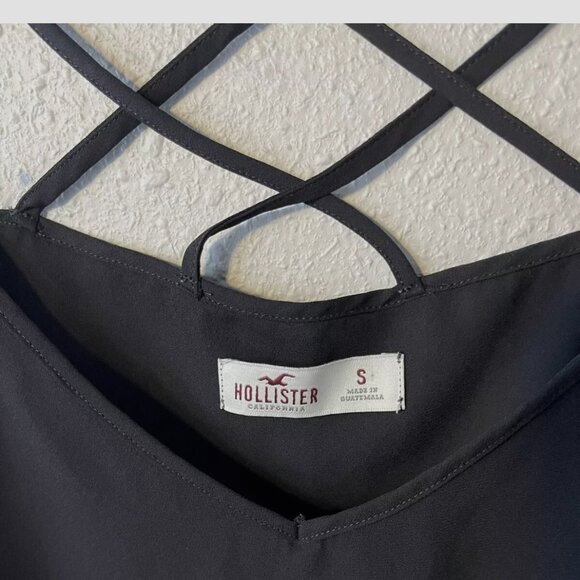 Hollister Women’s Black Spaghetti Strap Camisole Size Small Crossback and Flowy - Picture 9 of 13